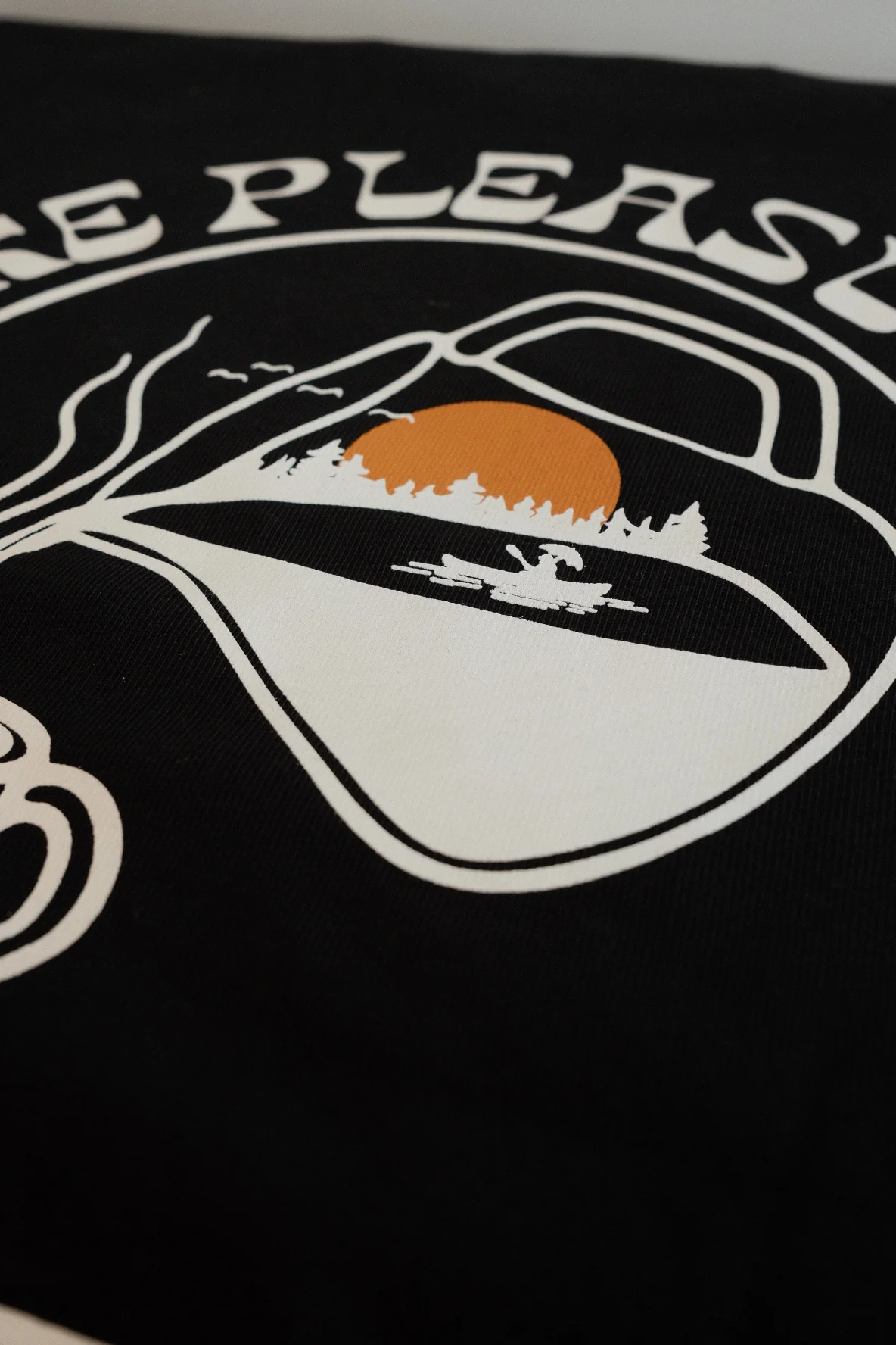 September Crewneck - Black - Image 4